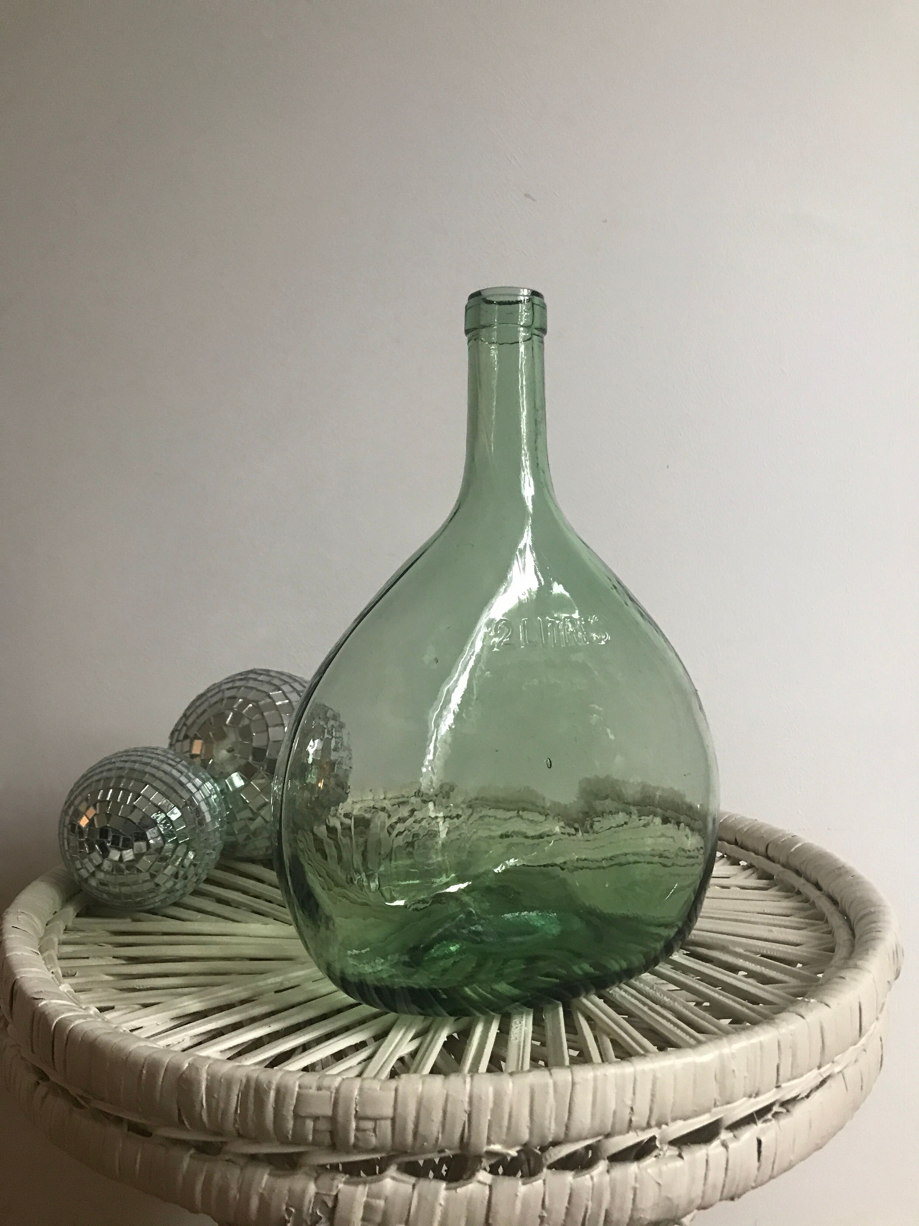 Glass bottle lady jeanne green flat 2 liters