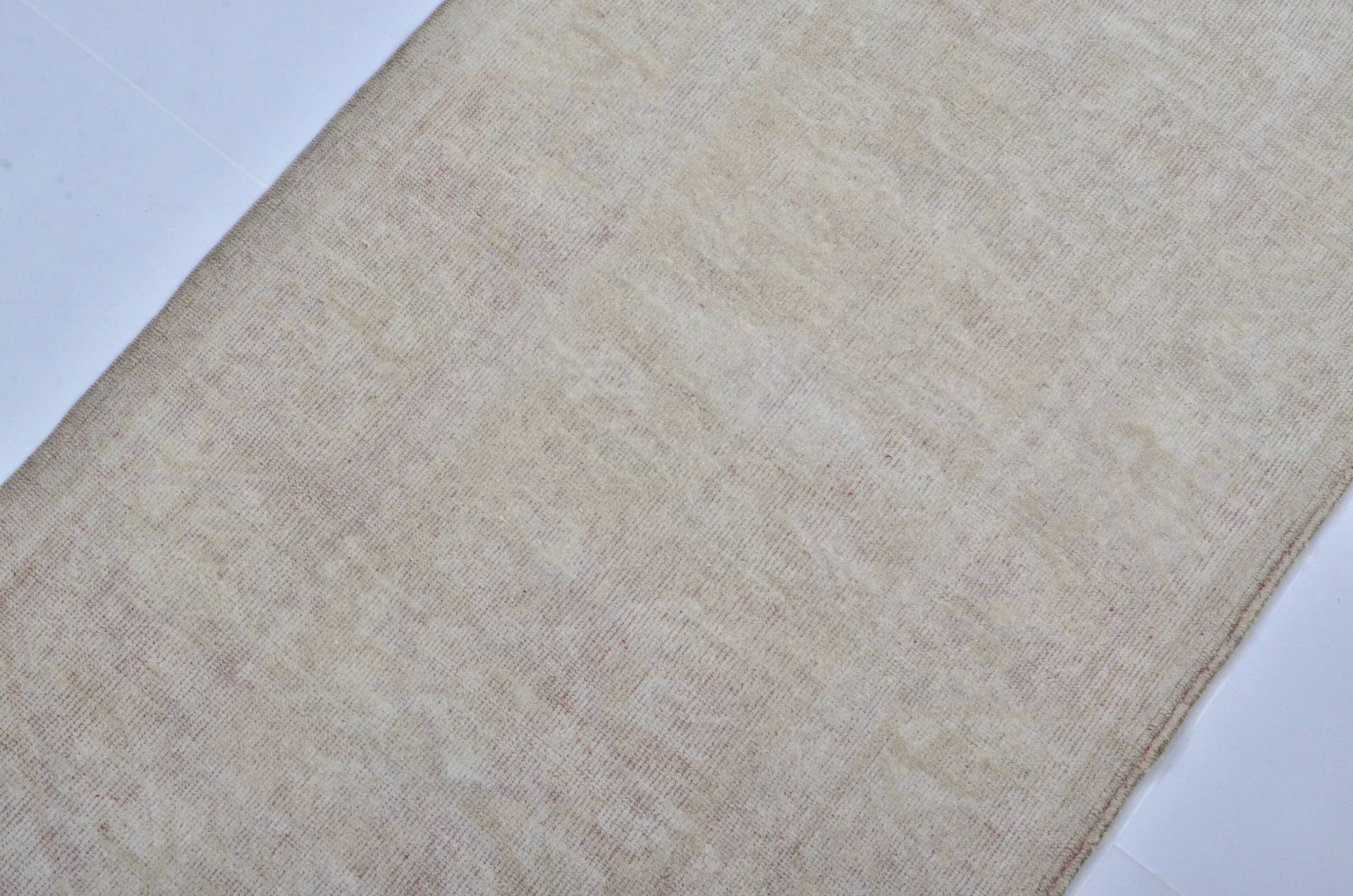 Handwoven Decorative Oushak Rug