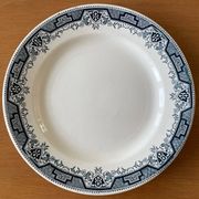 6 antique flat plates in Saint-Amand earthenware (Nord)