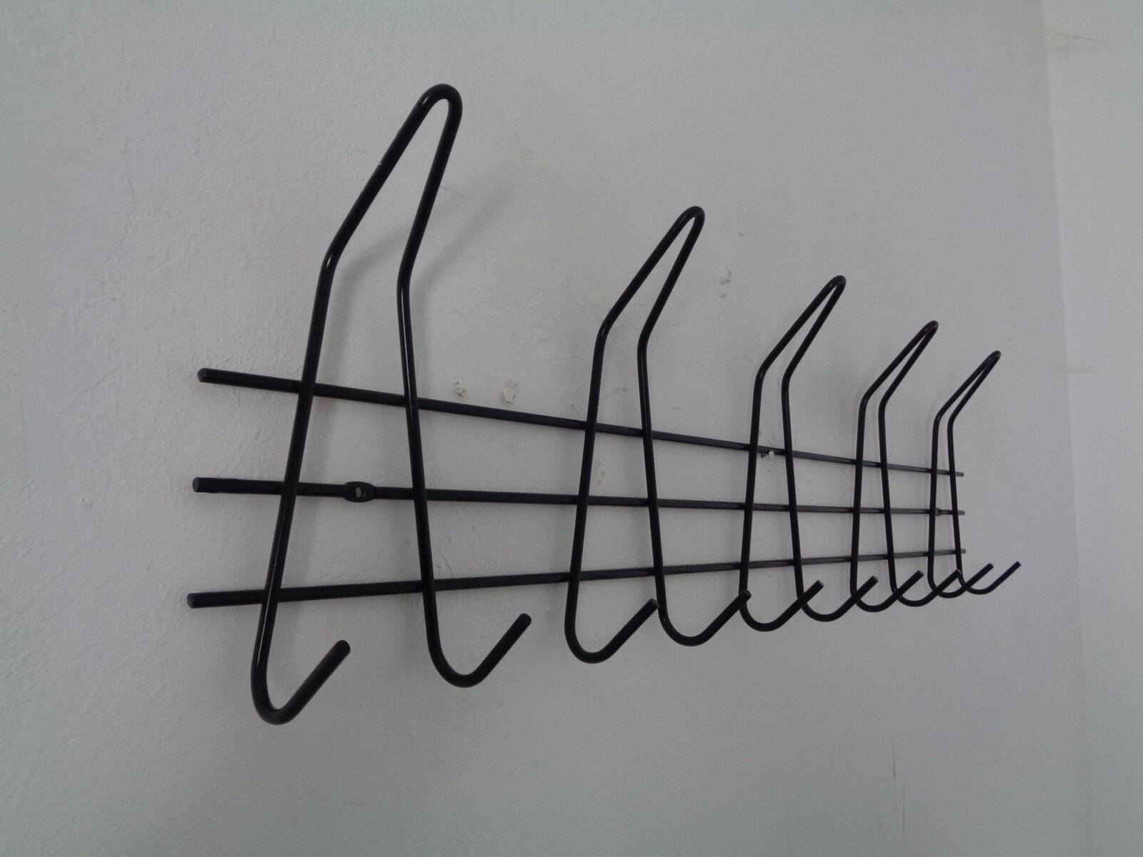 Minimalist String Wardrobe, 1960s