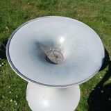 70s tulip-shaped table