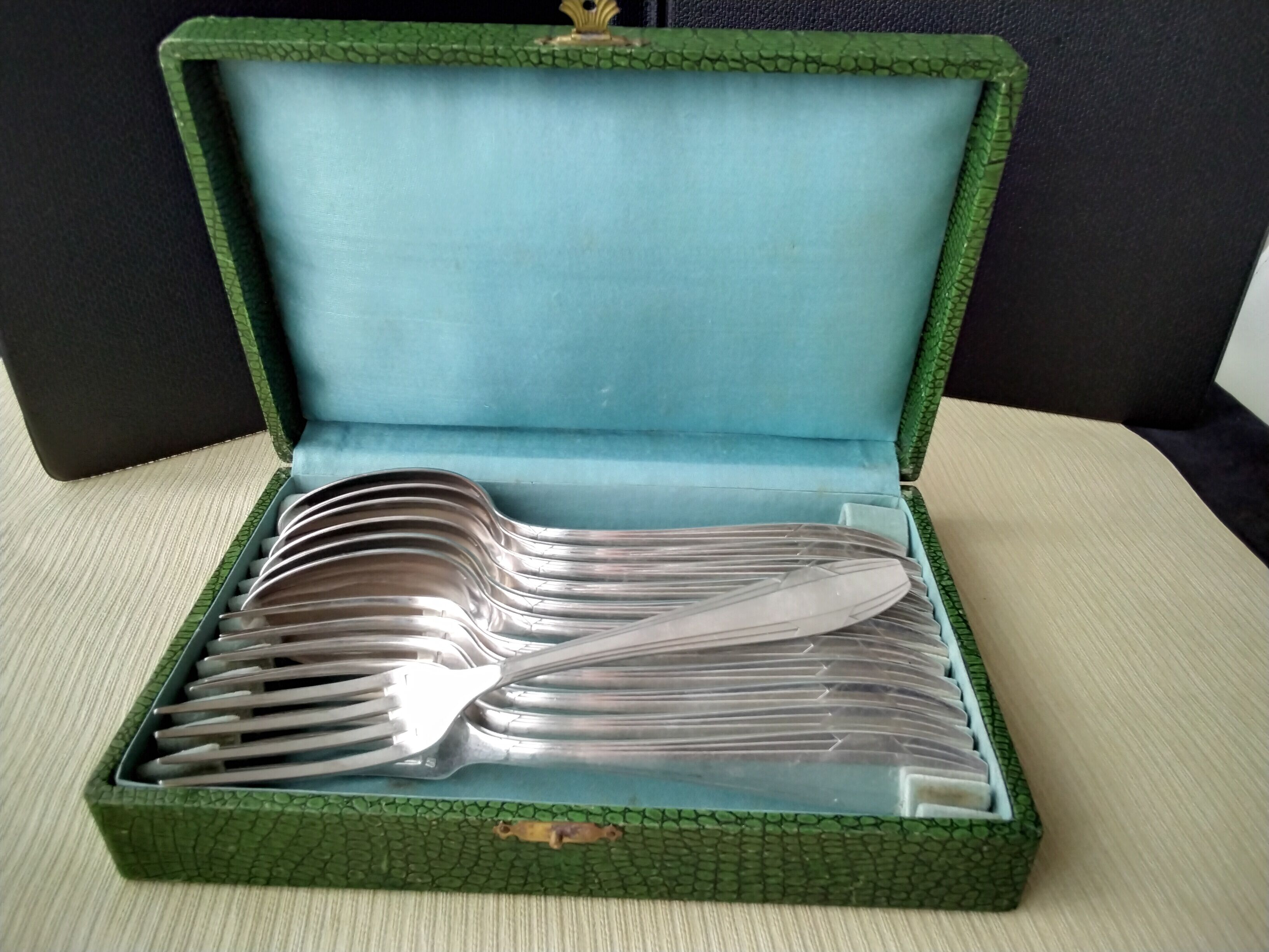 Box of 12 silver metal cutlery 84 G Apollo