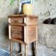 Chevet ancien en bois