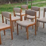 6 70s chairs