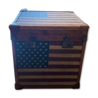 Italian design trunk arte in motion vintage American flag