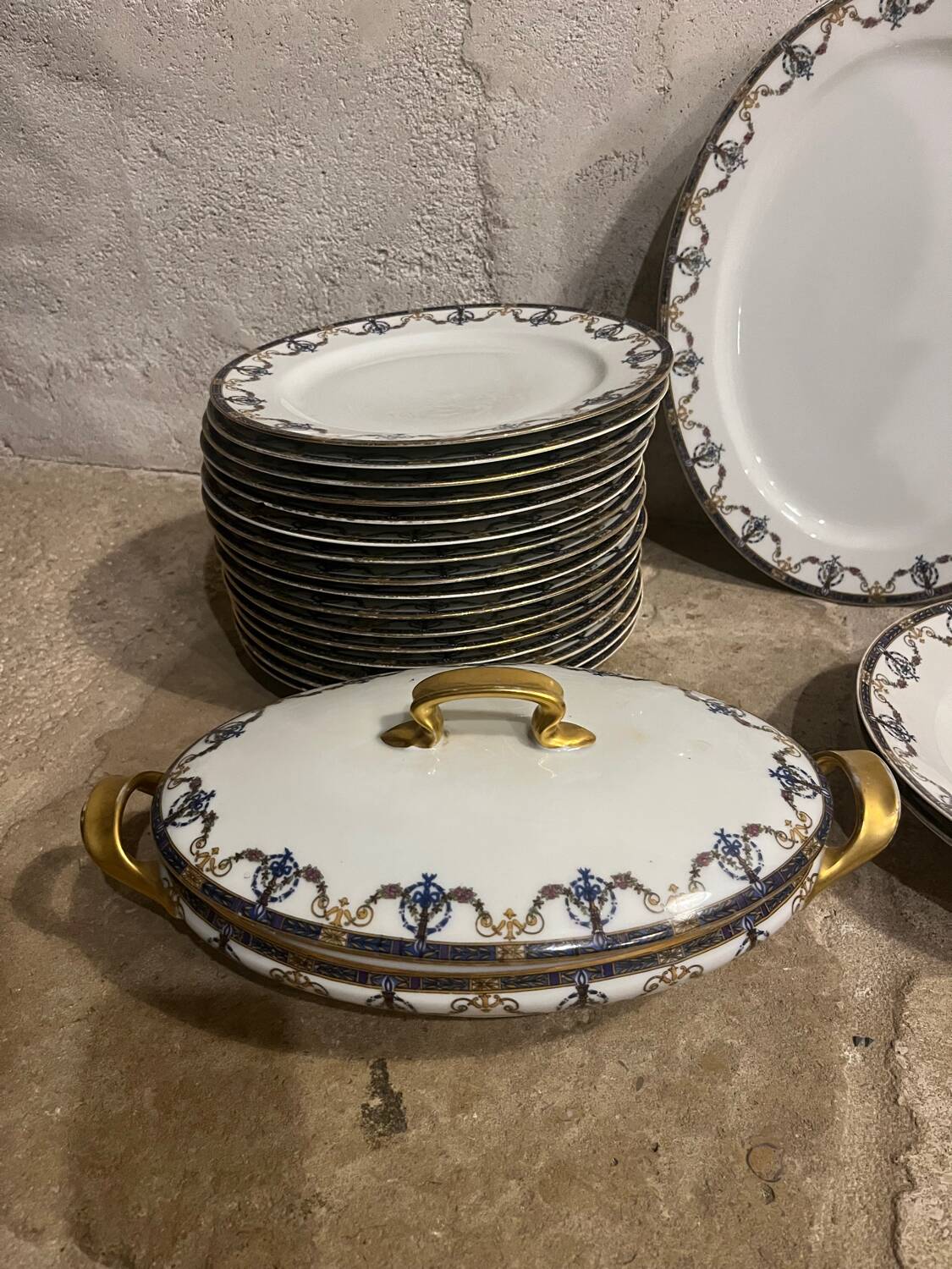 Limoges porcelain service. 1960s