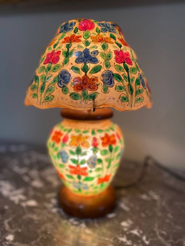 Lampe en peau de chameau