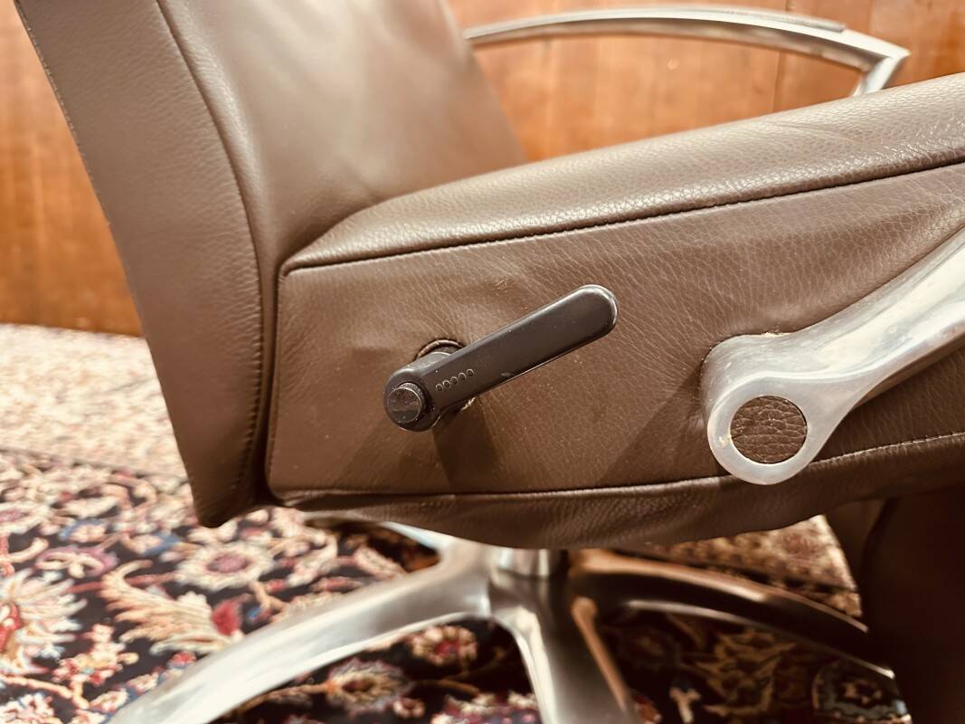 Jori Brainbuilder Recliner Armchair