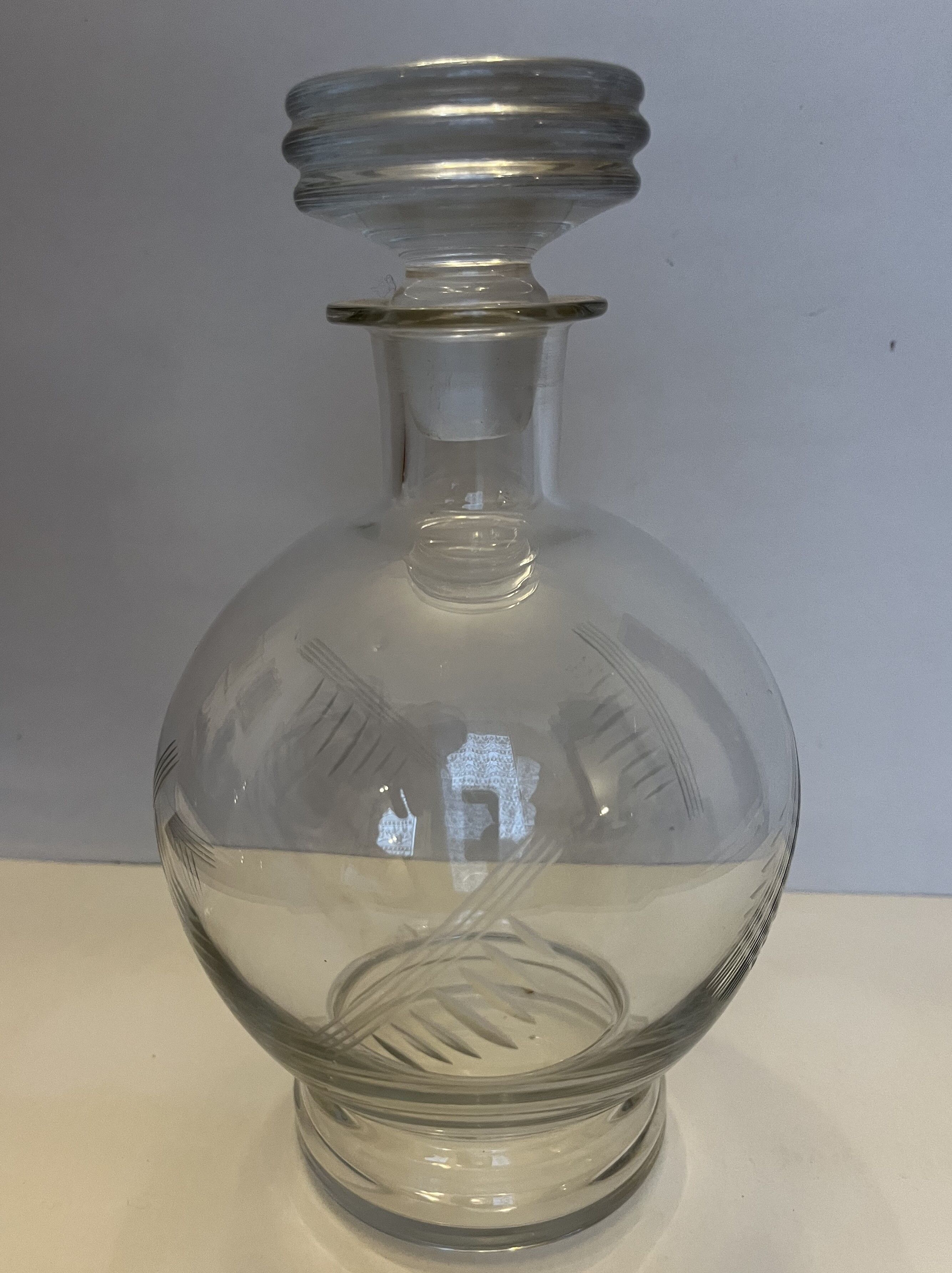 Glass ball decanter
