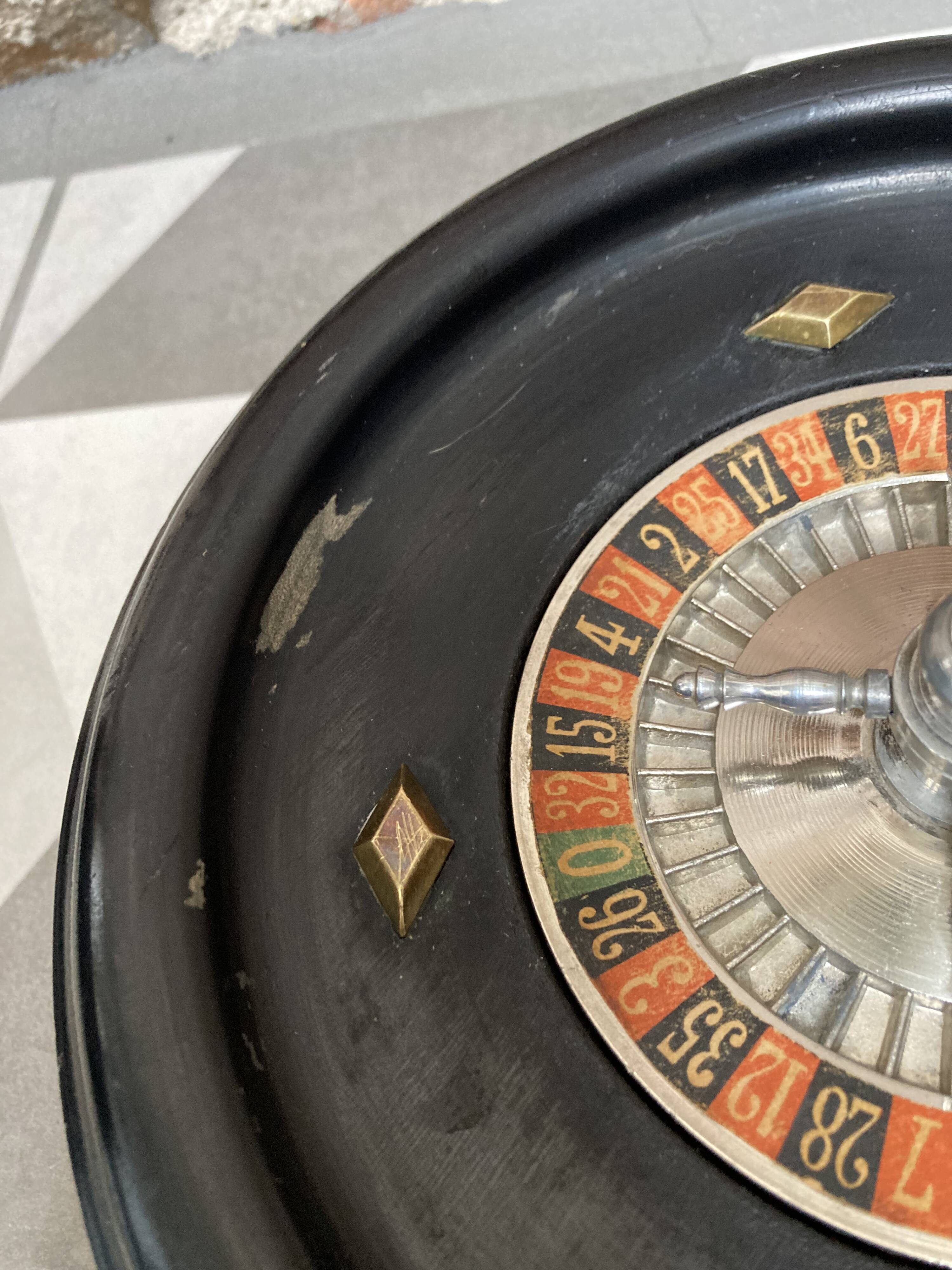 Casino roulette 20s/30s