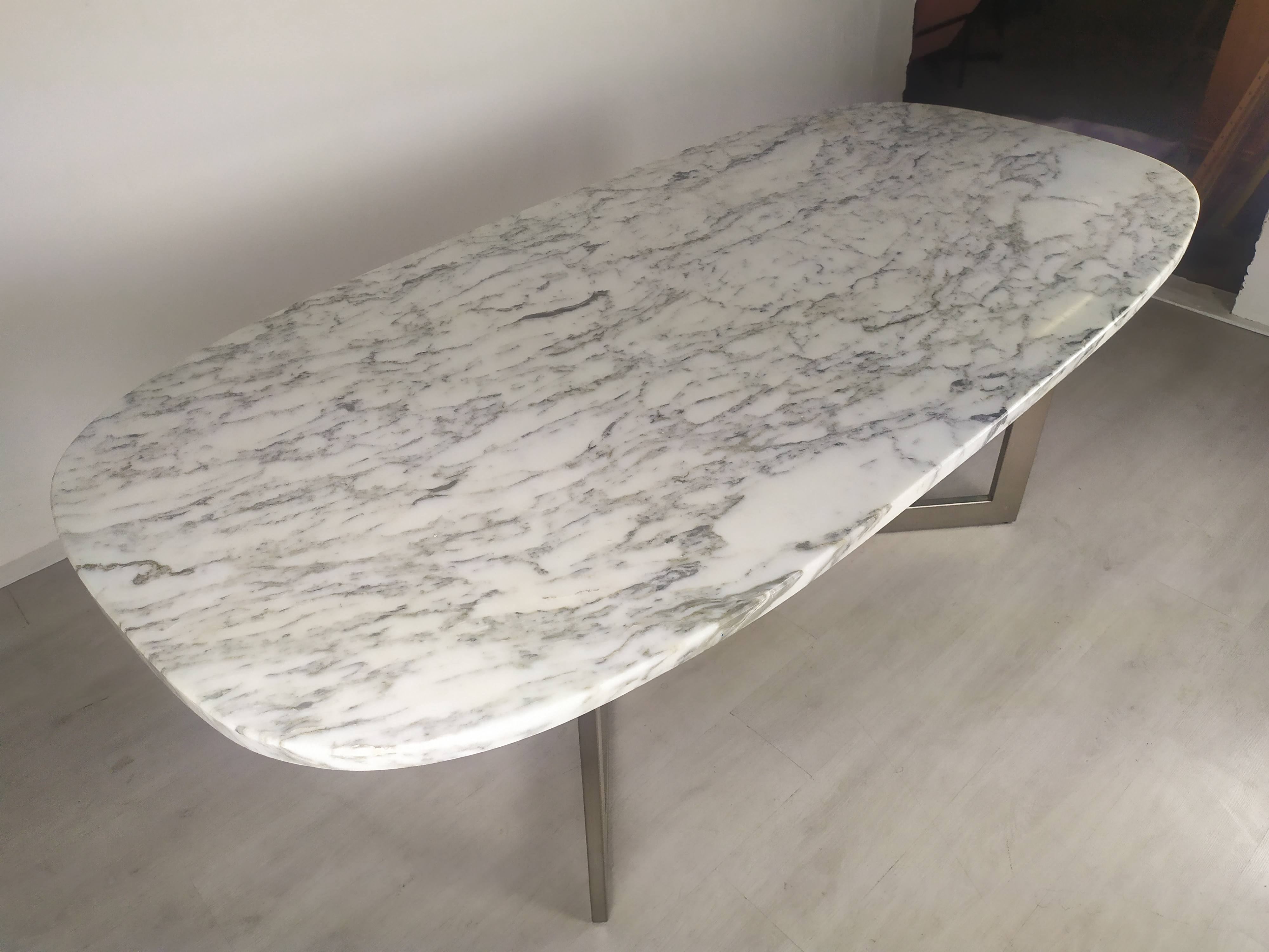 Table design marbre 6 chaises 1970