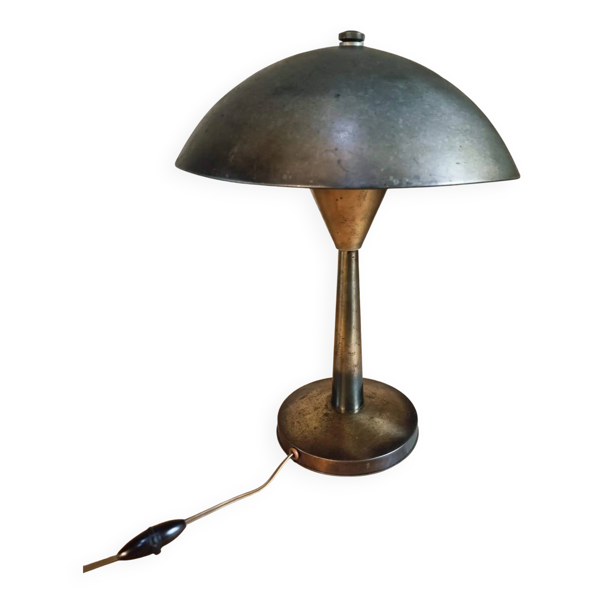 Lampe de table industrielle française des années 1930 – Champignon en fer et bakélite avec douille à baïonnette – 32 cm de diamètre