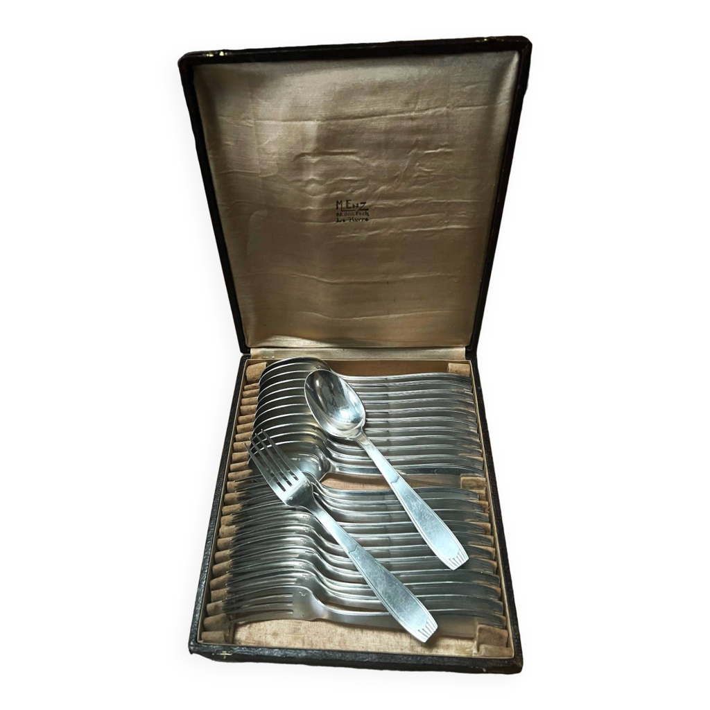 MENAGERE 37 PIÈCES métal argente 84 gr EUR 92,00 - FR