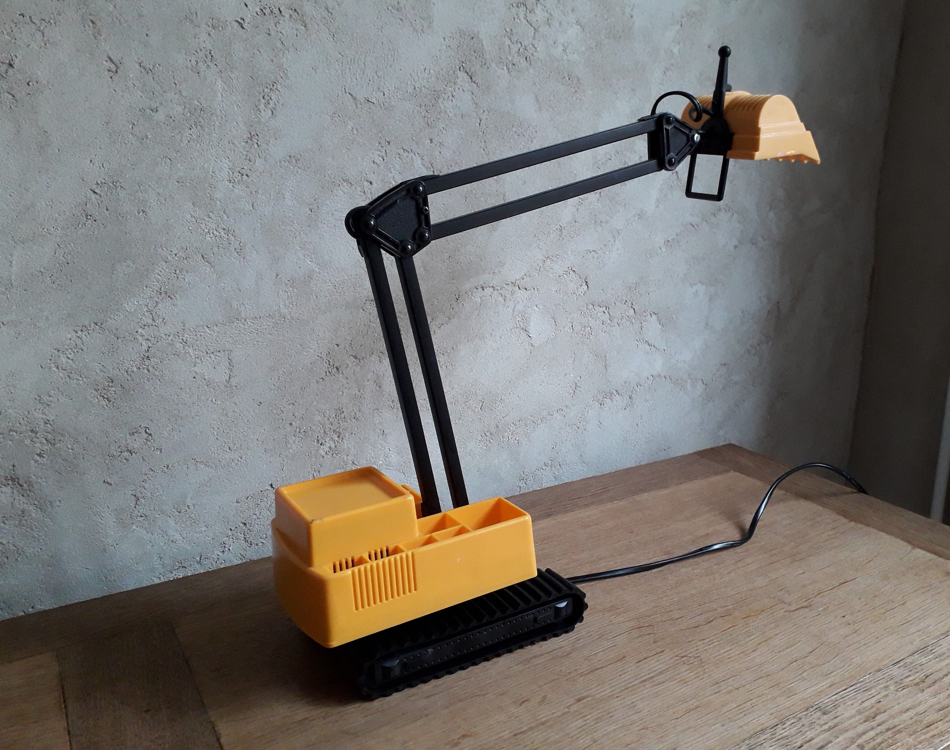 Crane lamp