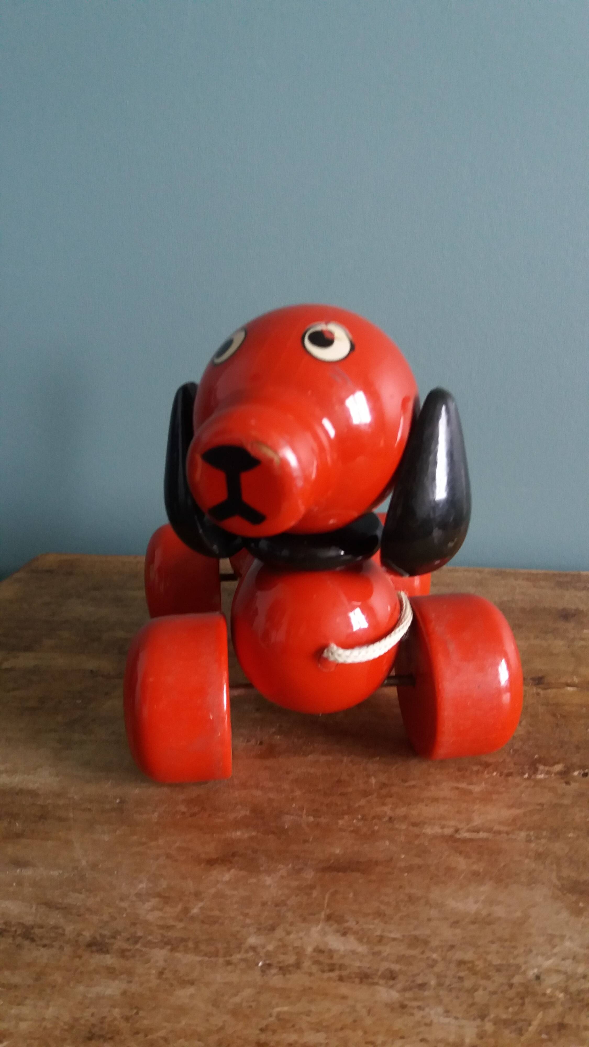 Old pull-along dog toy, Kouvalias, Greece