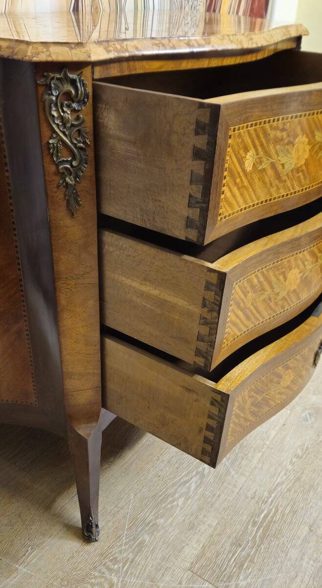 Lady's curved commode in Louis XV style, inlaid with marble – 19th century