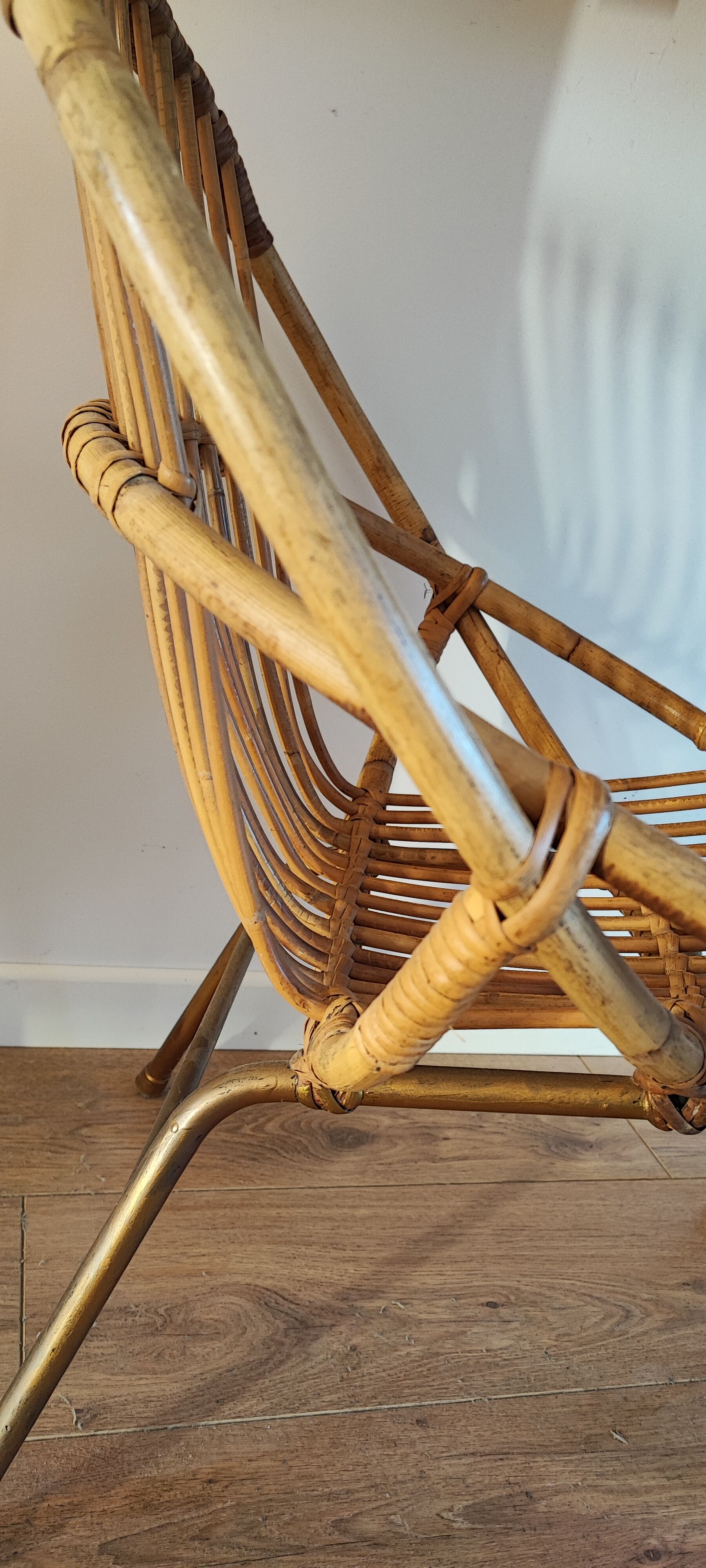 Rattan shell armchair