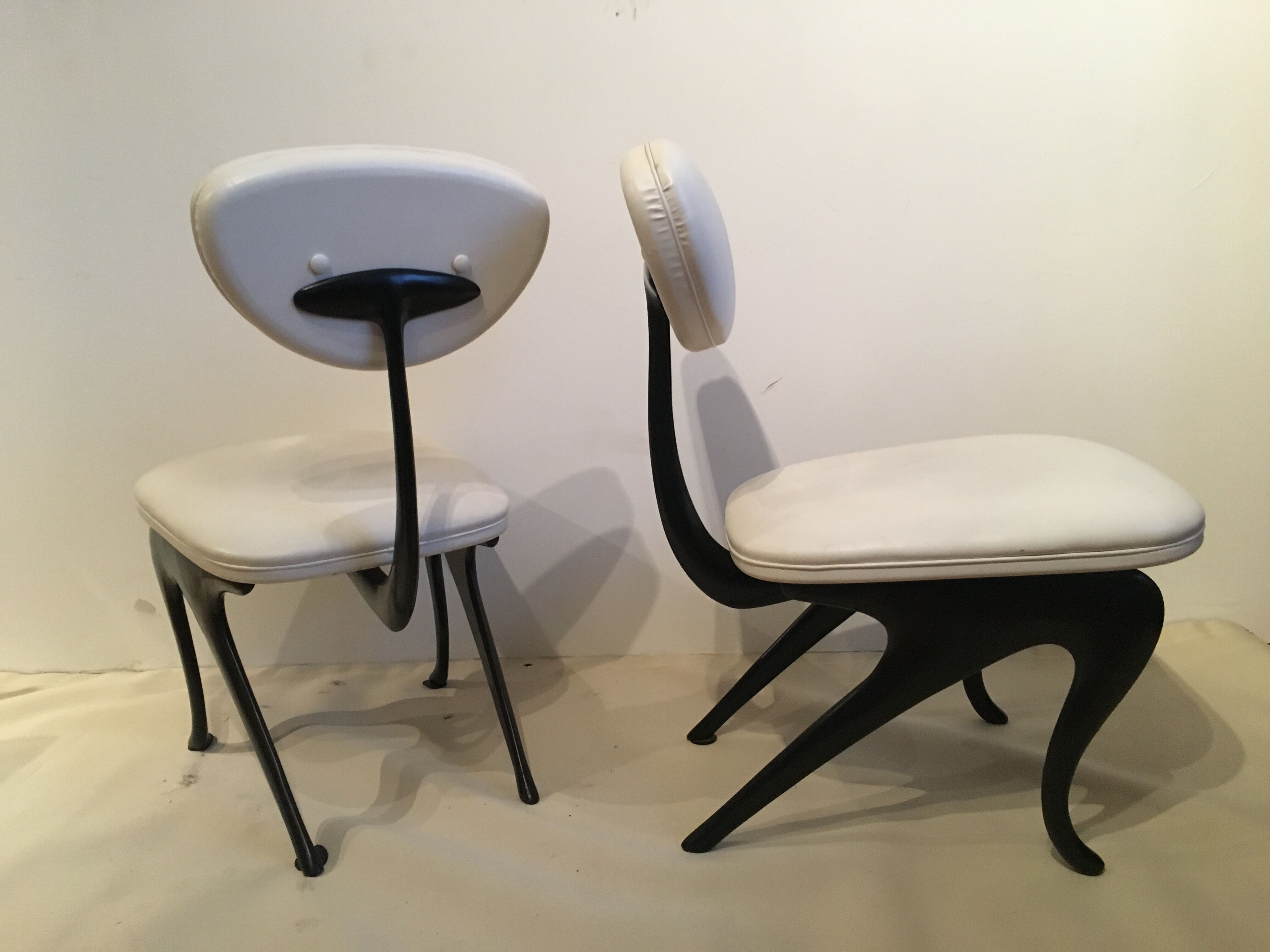Une Paire de Fauteuils de Jordan Mozer