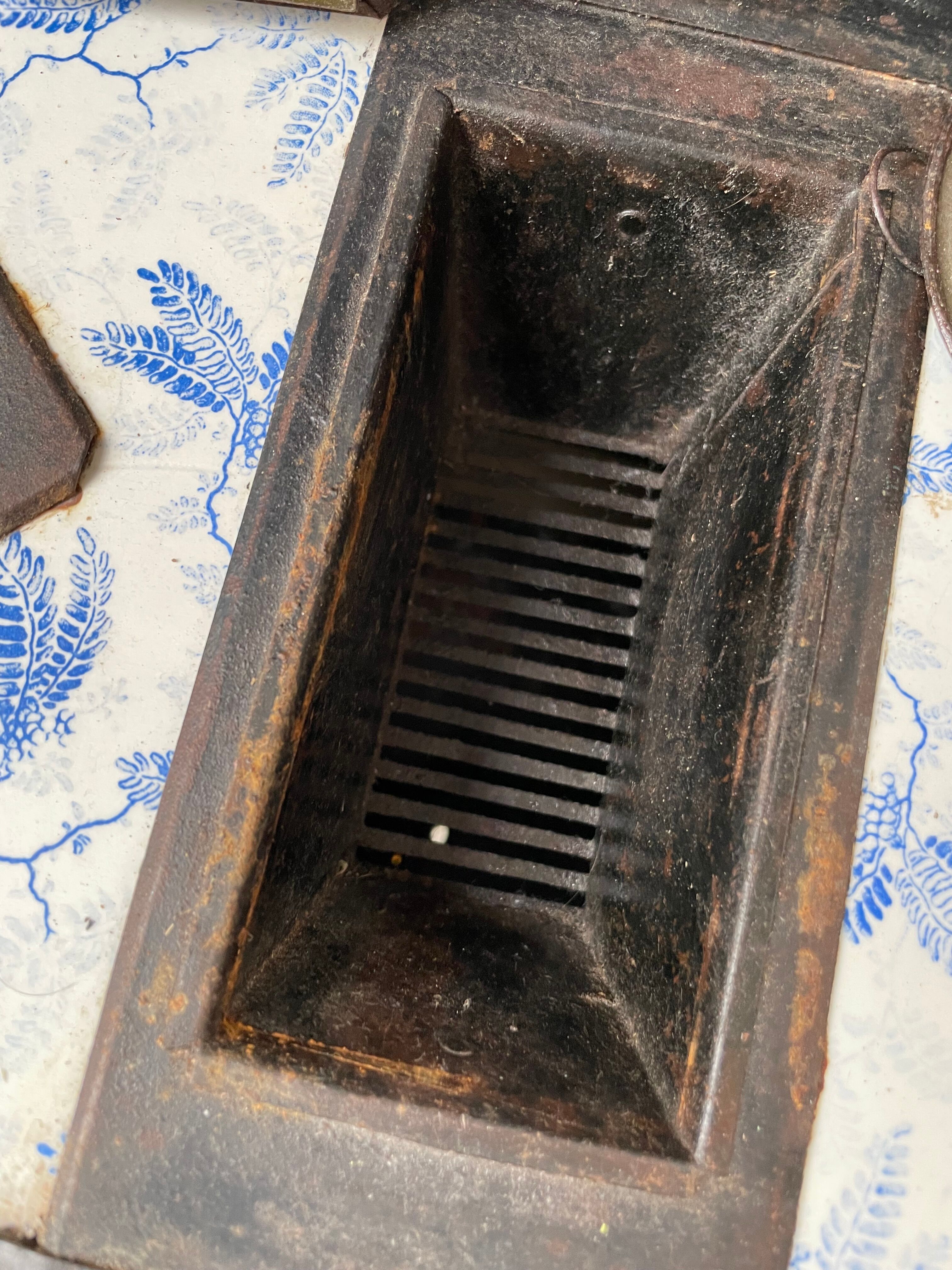 Children's toy stove antique