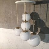 Suspension parscot en laiton et verre opaline  1960