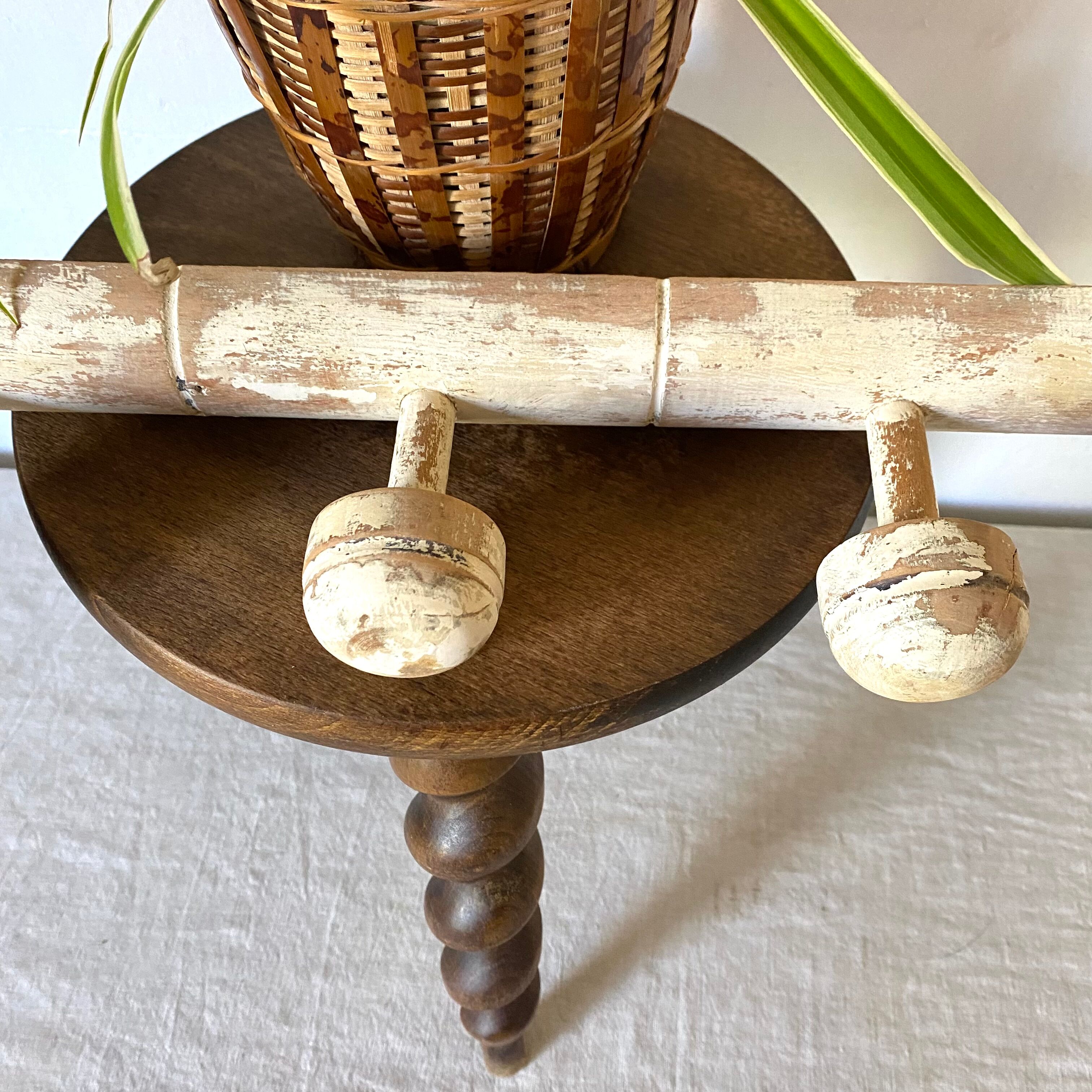 Old coat rack with 5 hooks