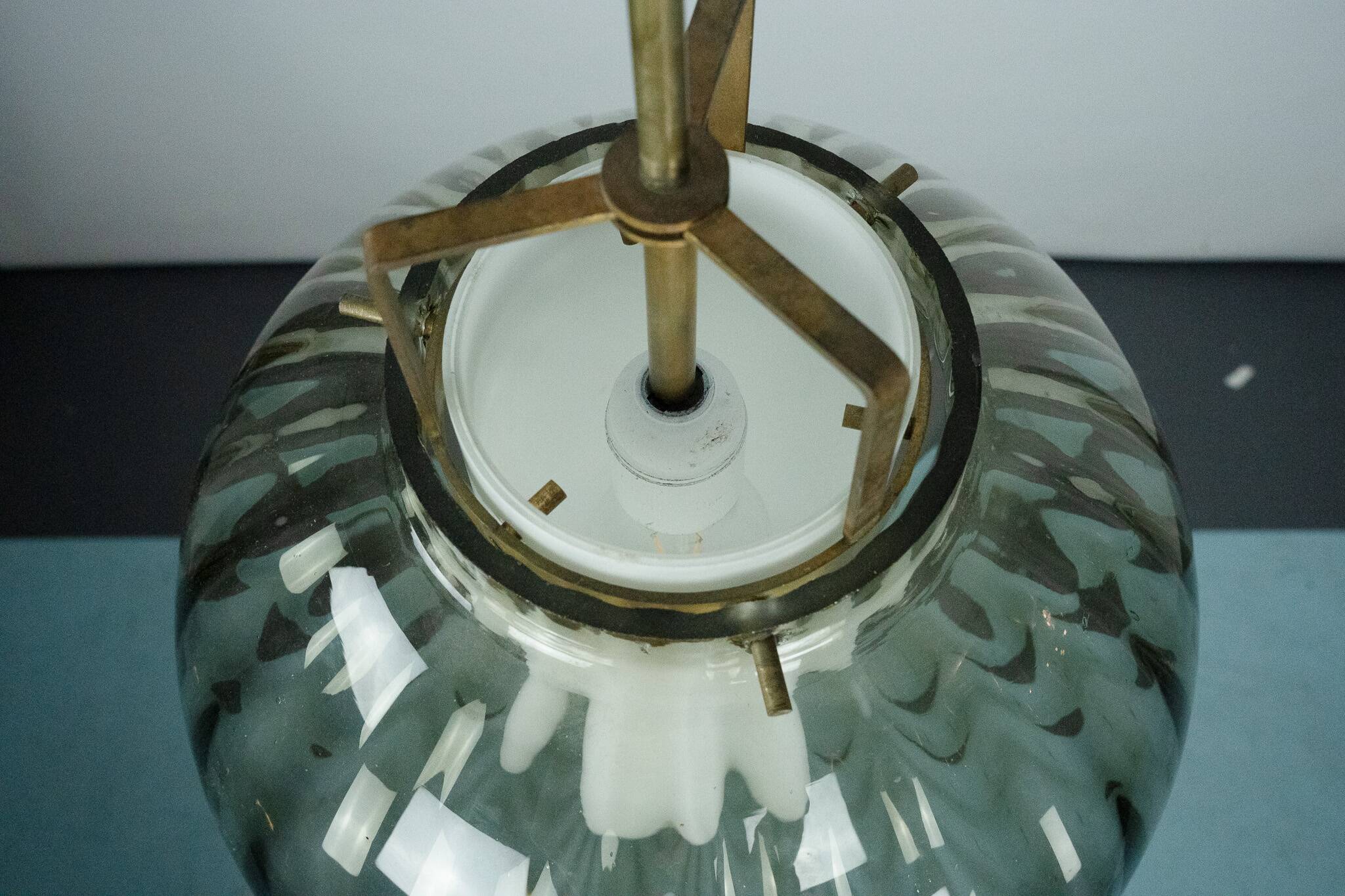 Mid-Century Murano Smoked Glass Chandelier with Opaline Diffuser, Italy '50