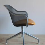 Fauteuil Iuta par B&B Italia