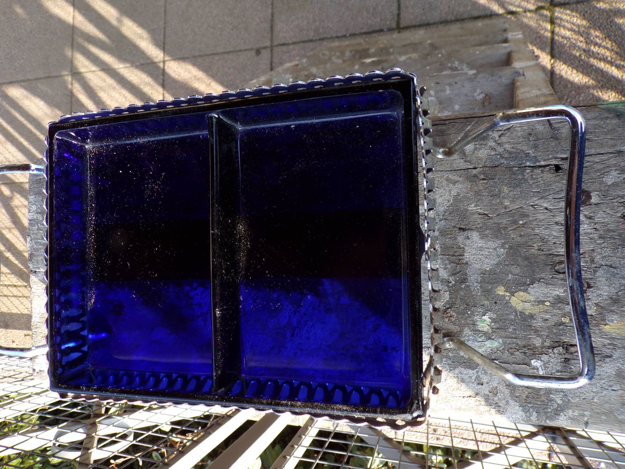 Vacuum-Pocket