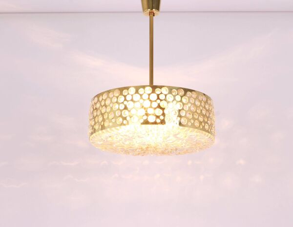 Grande suspension avec verre en laiton vieilli par Rupert Nikoll, Autriche, années 1960