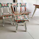 Table lounge - 4 ethnic vintage children's chairs
