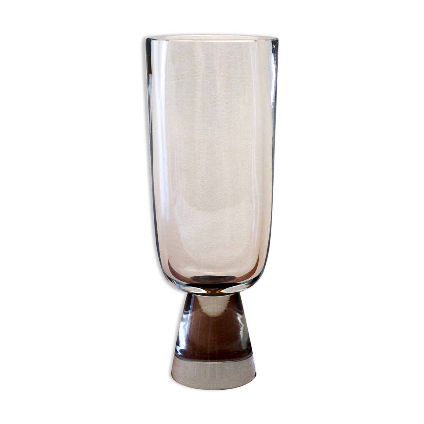 Stand vase in Swedish glassware crystal