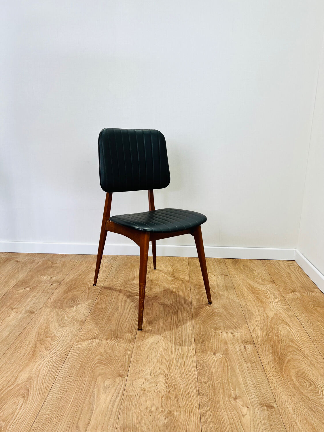 Scandinavian chair