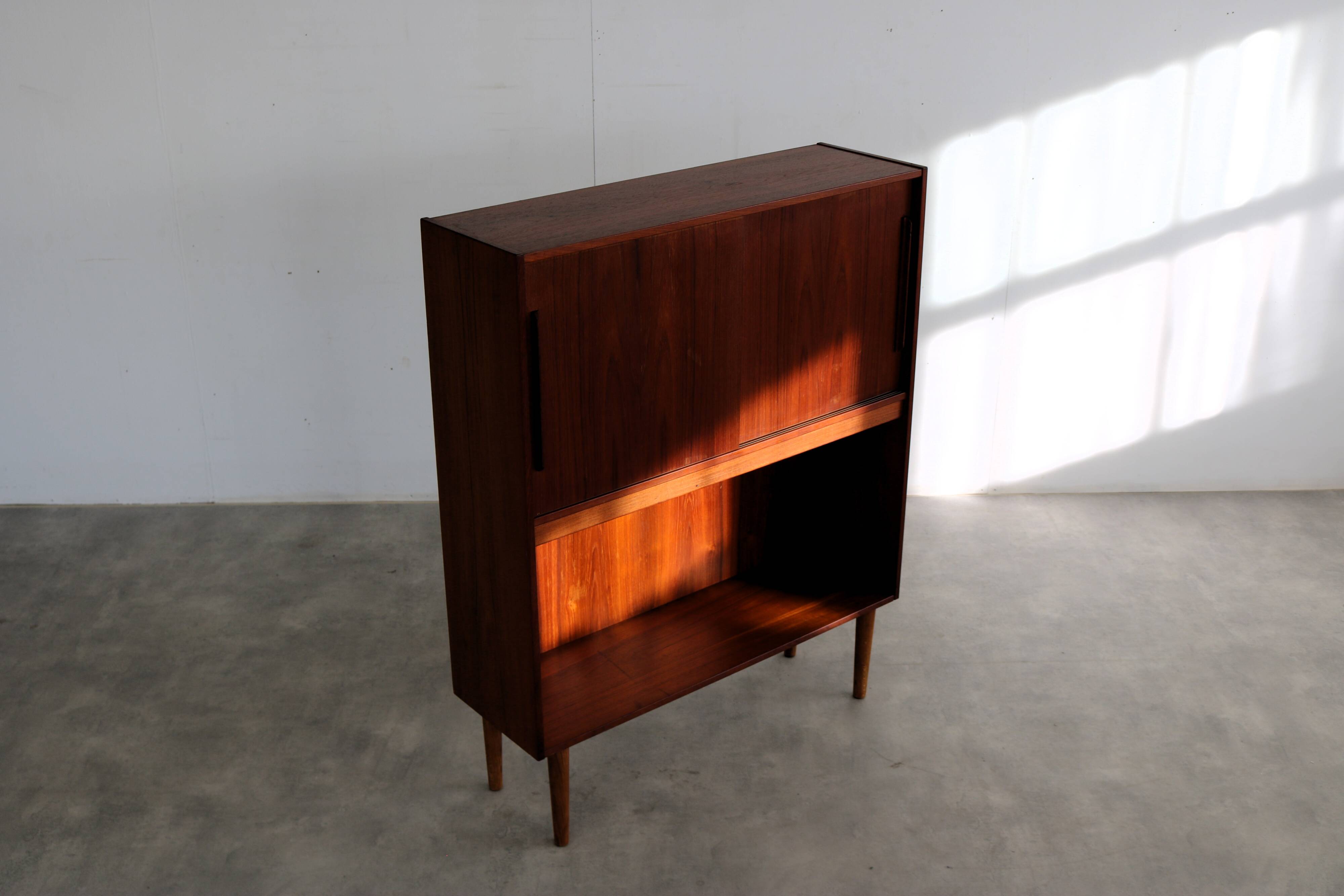 vintage cabinet | cupboard | teak | 60s | Danish