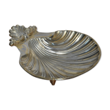 Empty-pocket scallop shell