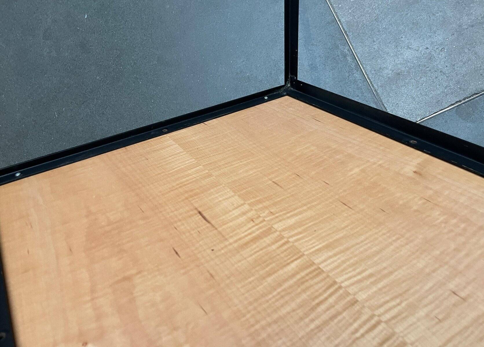 Mid-century minimalist side table model T-Angle 306 by Florence Knoll for Knoll International, 1950s.