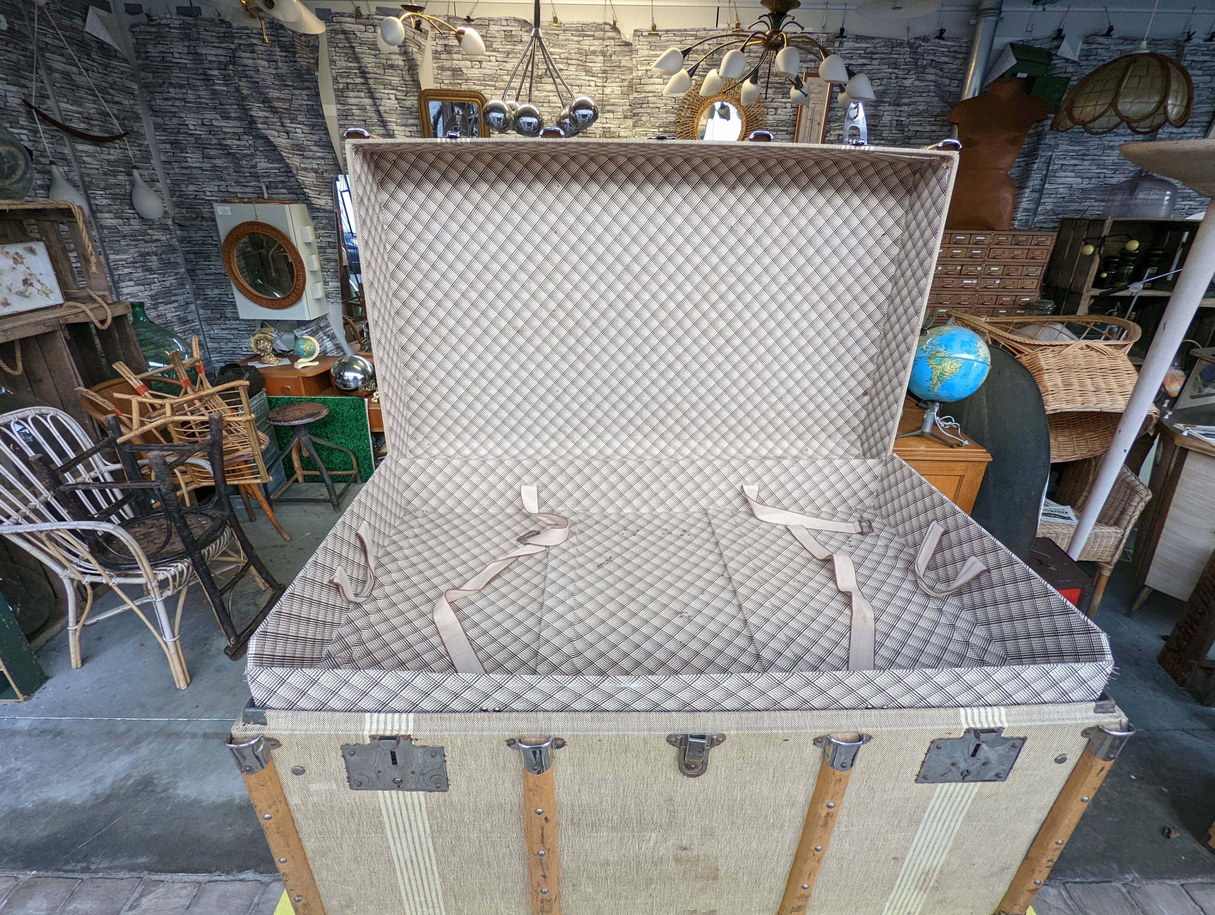 Vintage SNCF storage trunk