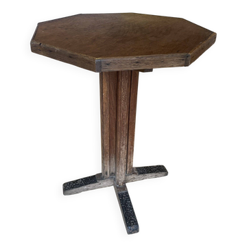 Octagonal table