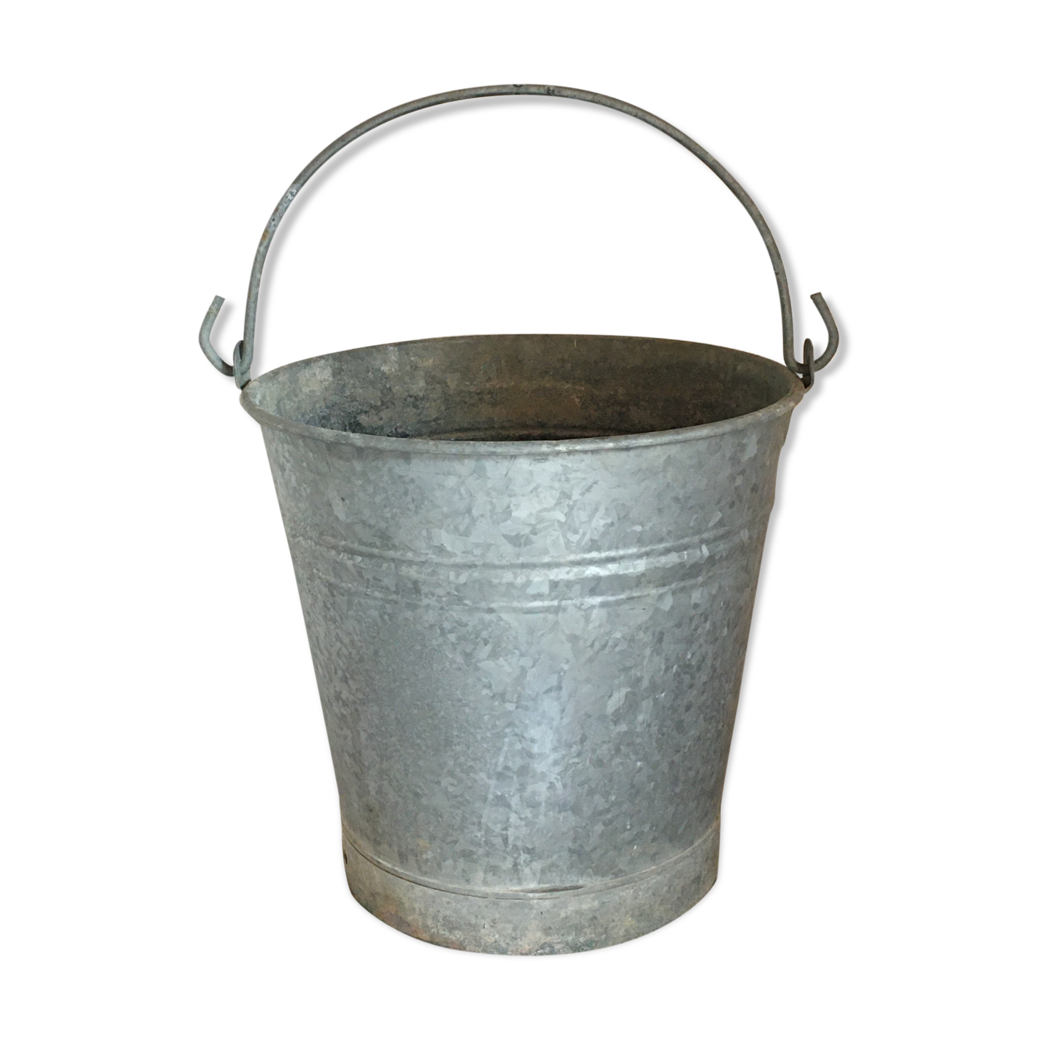 Old bucket in vintage zinc pot cache