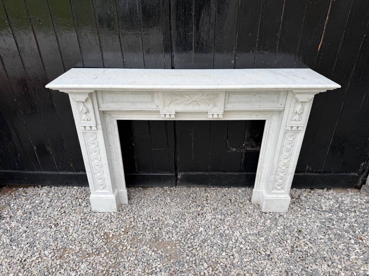 Louis XVI style fireplace in Carrara marble, circa 1880.