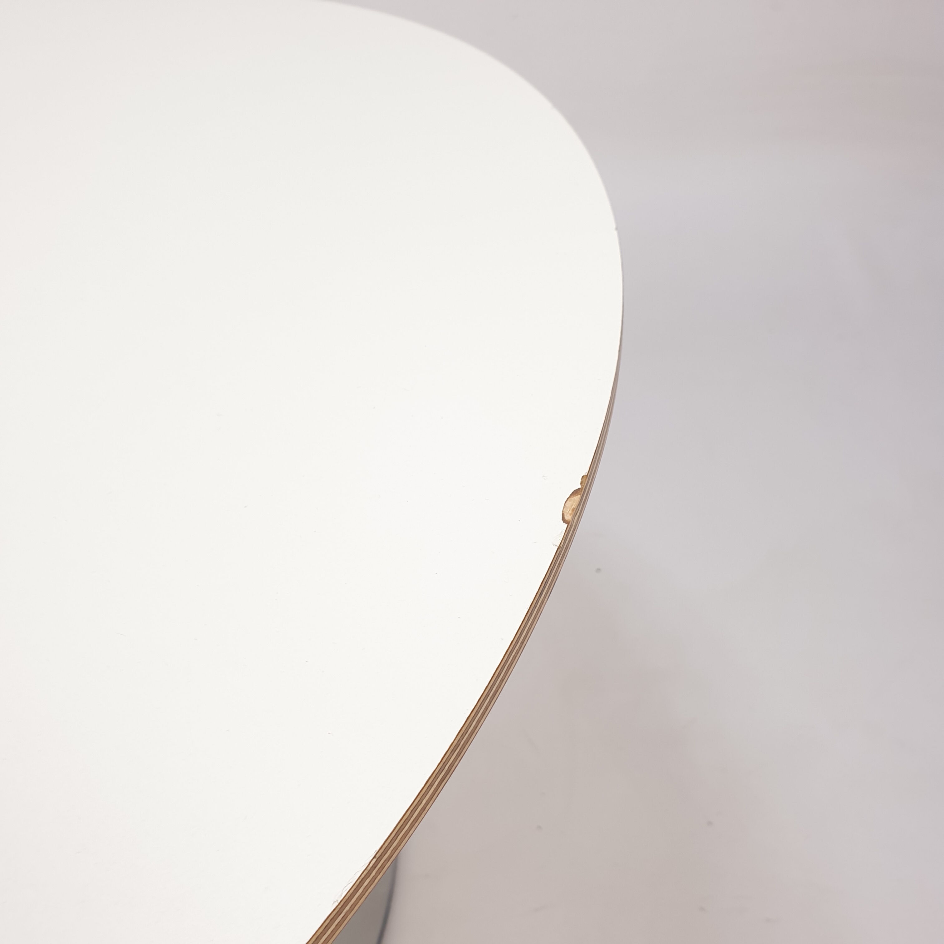 Round coffee table by Pierre Paulin for Artifort, 1990