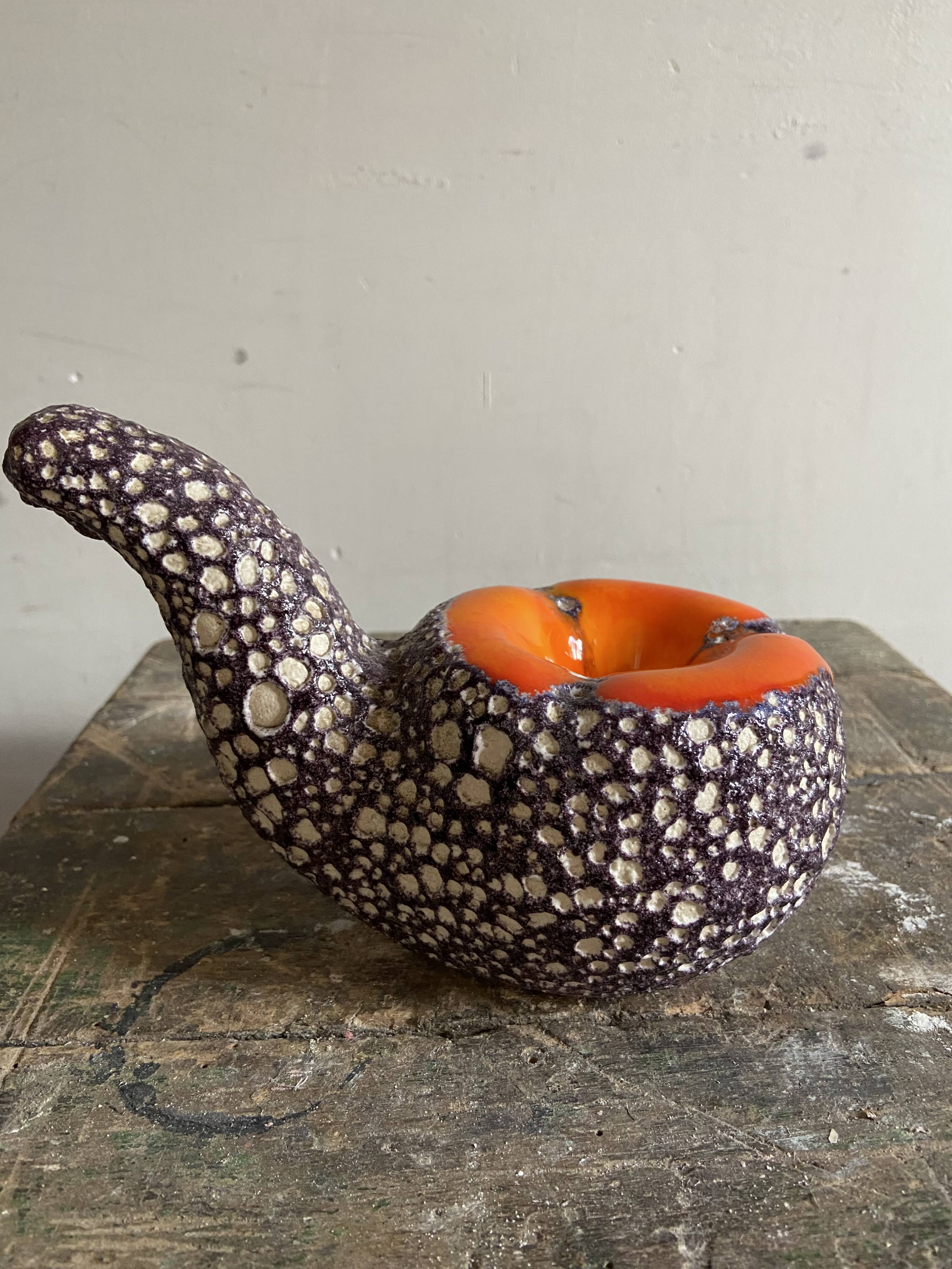 Pipe-shaped ashtray Vallauris fat lava