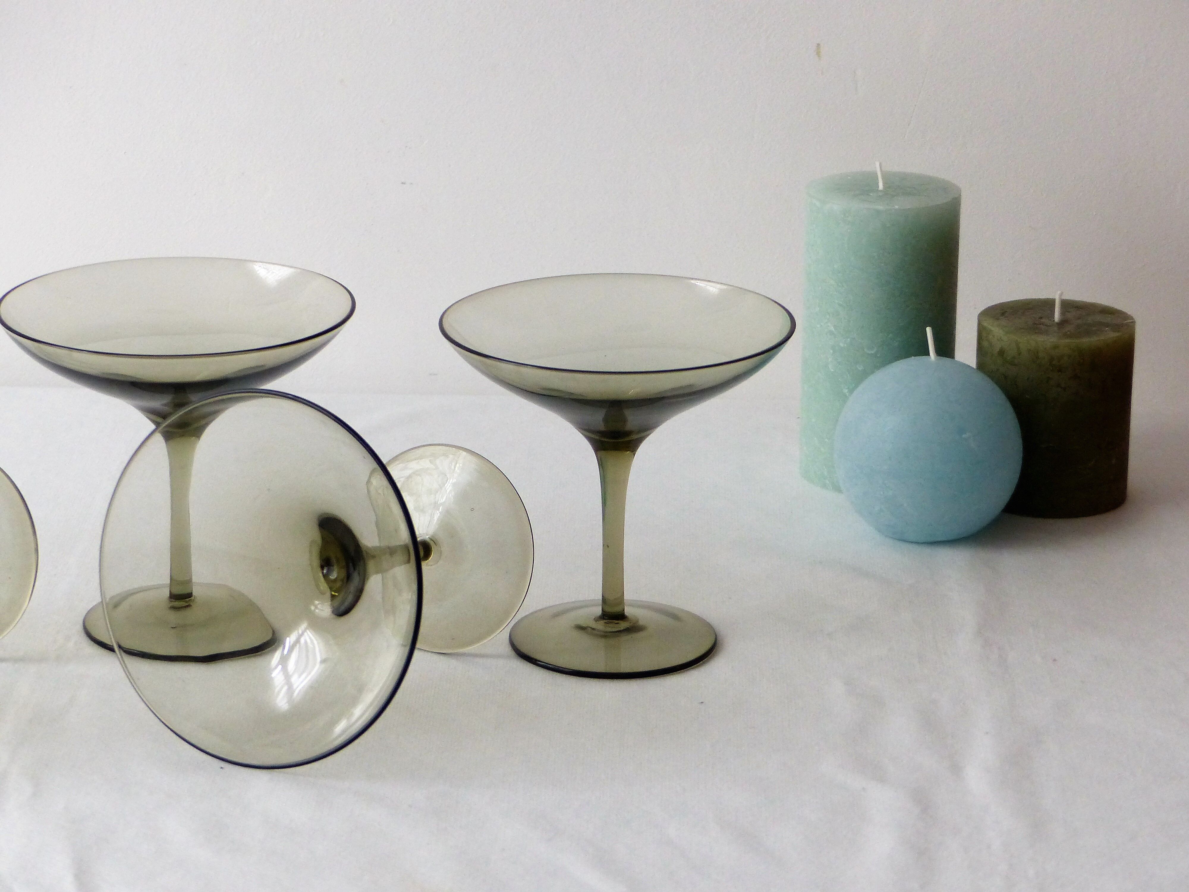 Set of 5 smoked glass cups