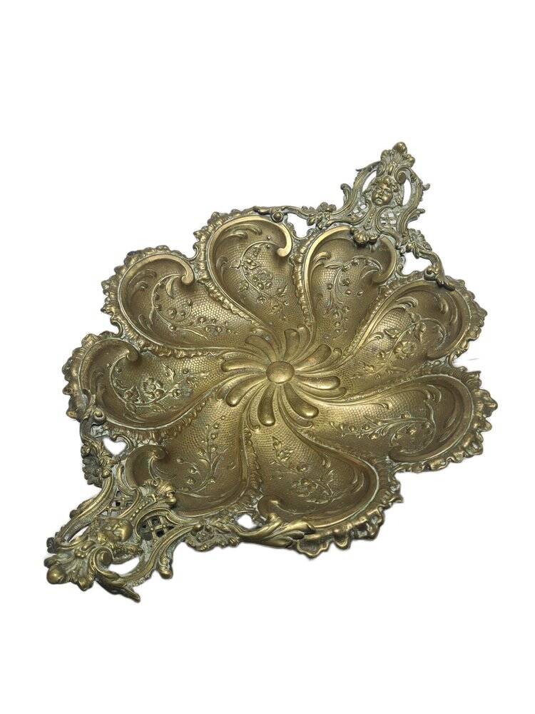 Art Nouveau fruit bowl on stand from Brothers Henneberg, Poland, 1900s