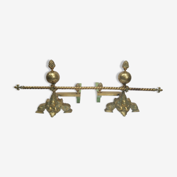 Ancienne paire de chenets en bronze, style Louis XIII d'époque XIXème