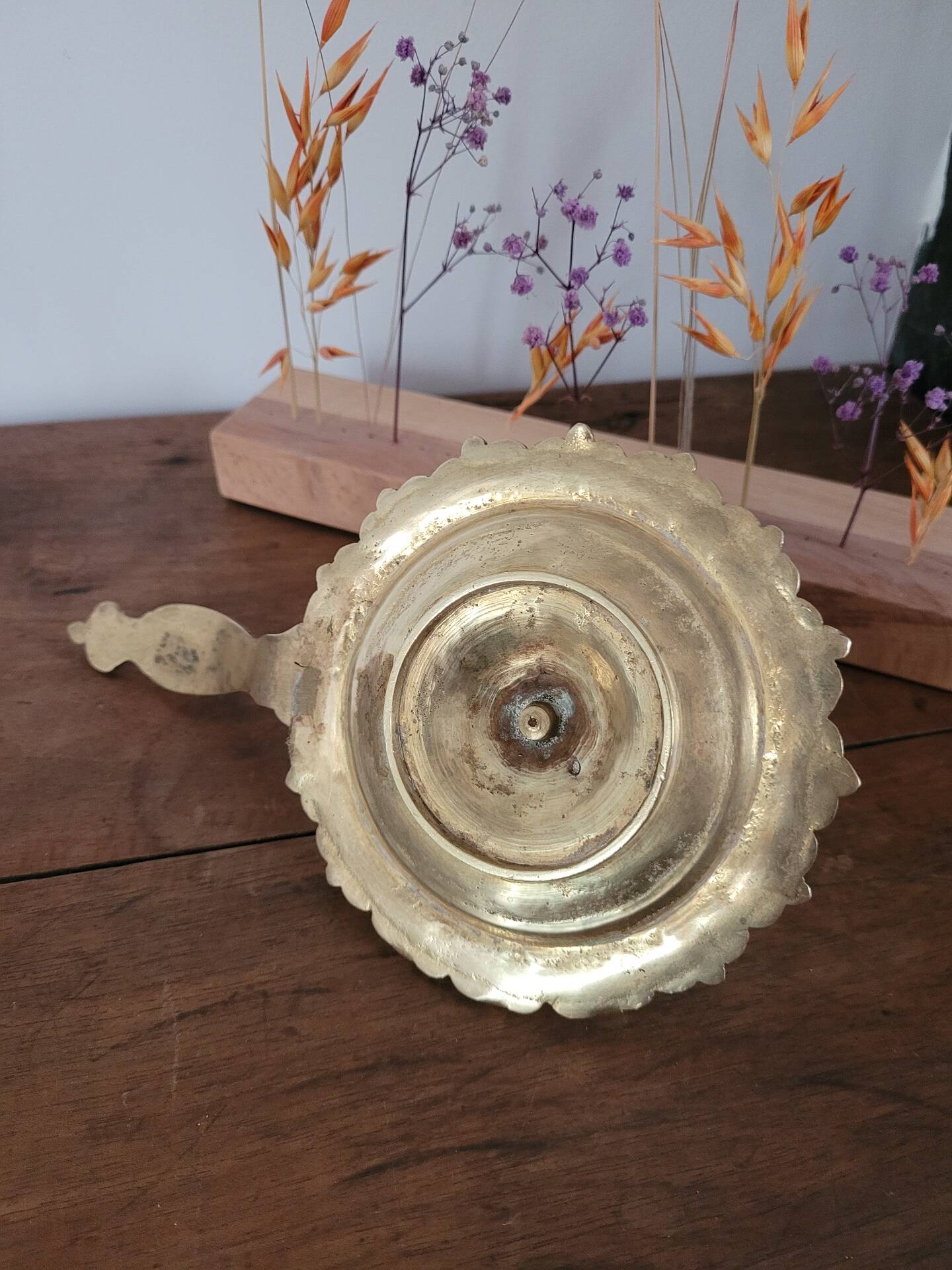 Bronze cellar rat candlestick