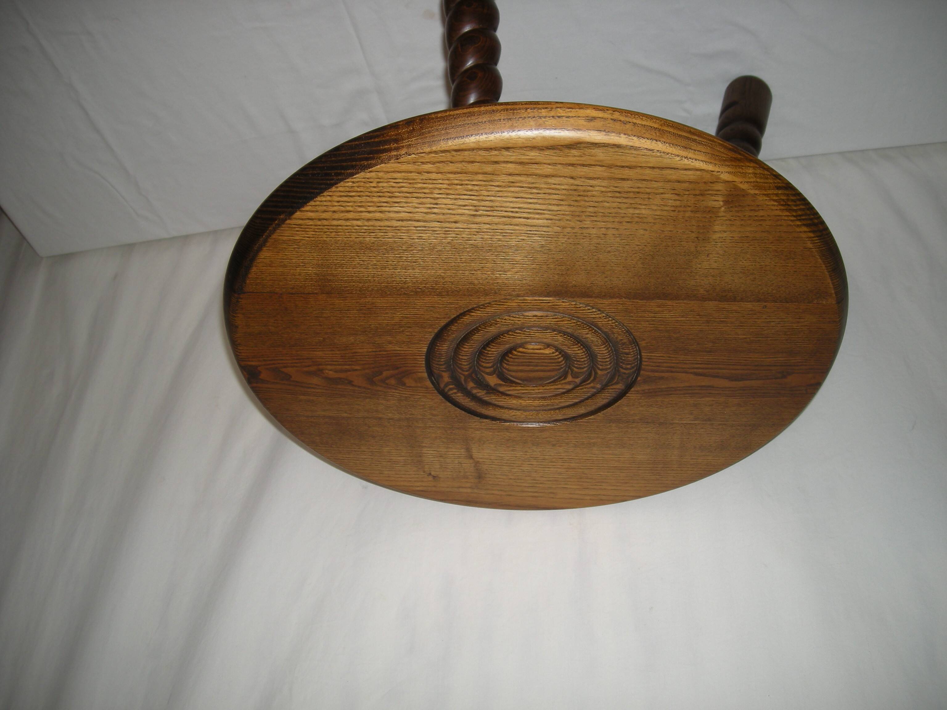 Turned wood coffee table from the 30s - 40s