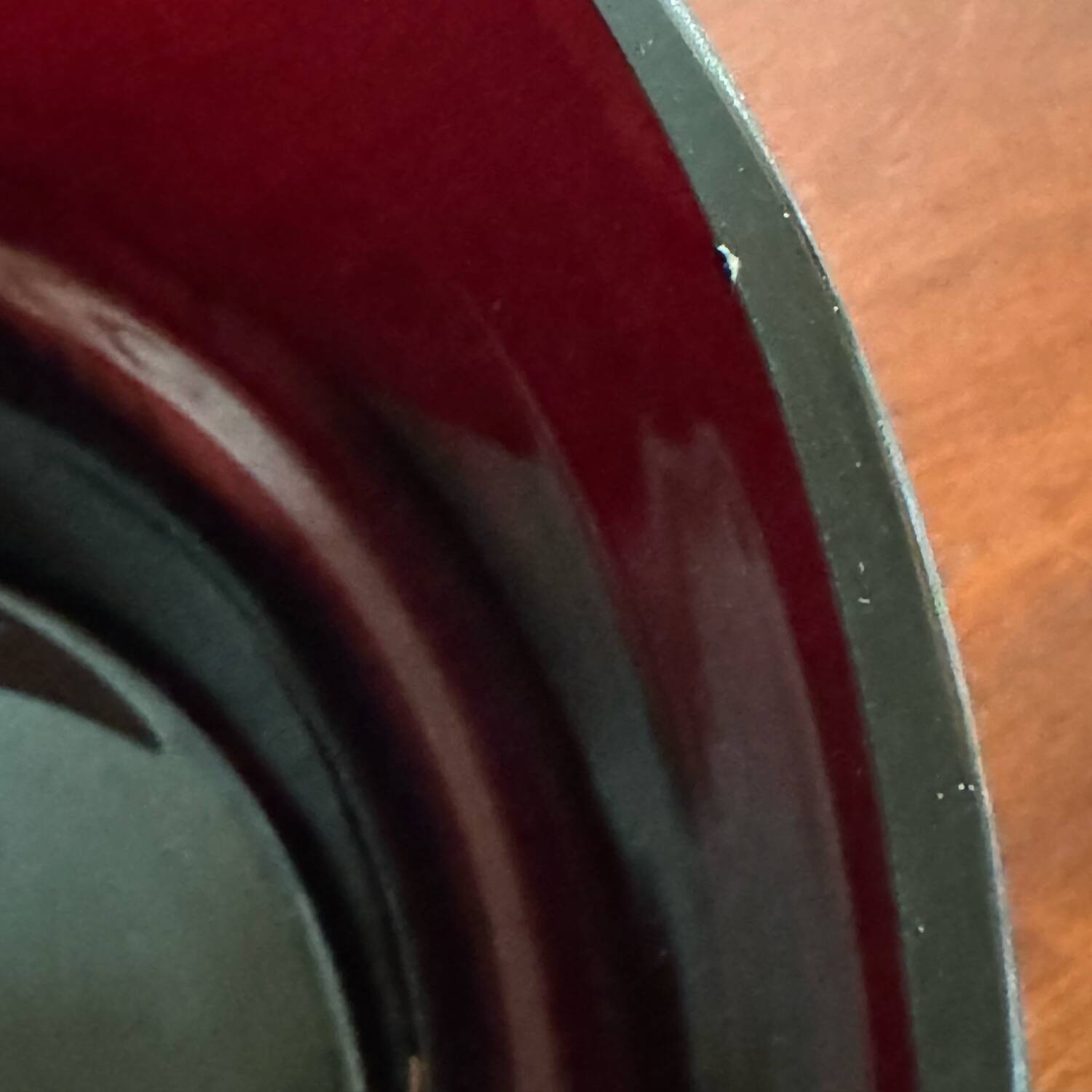 Red glass flowerpot from the 60s