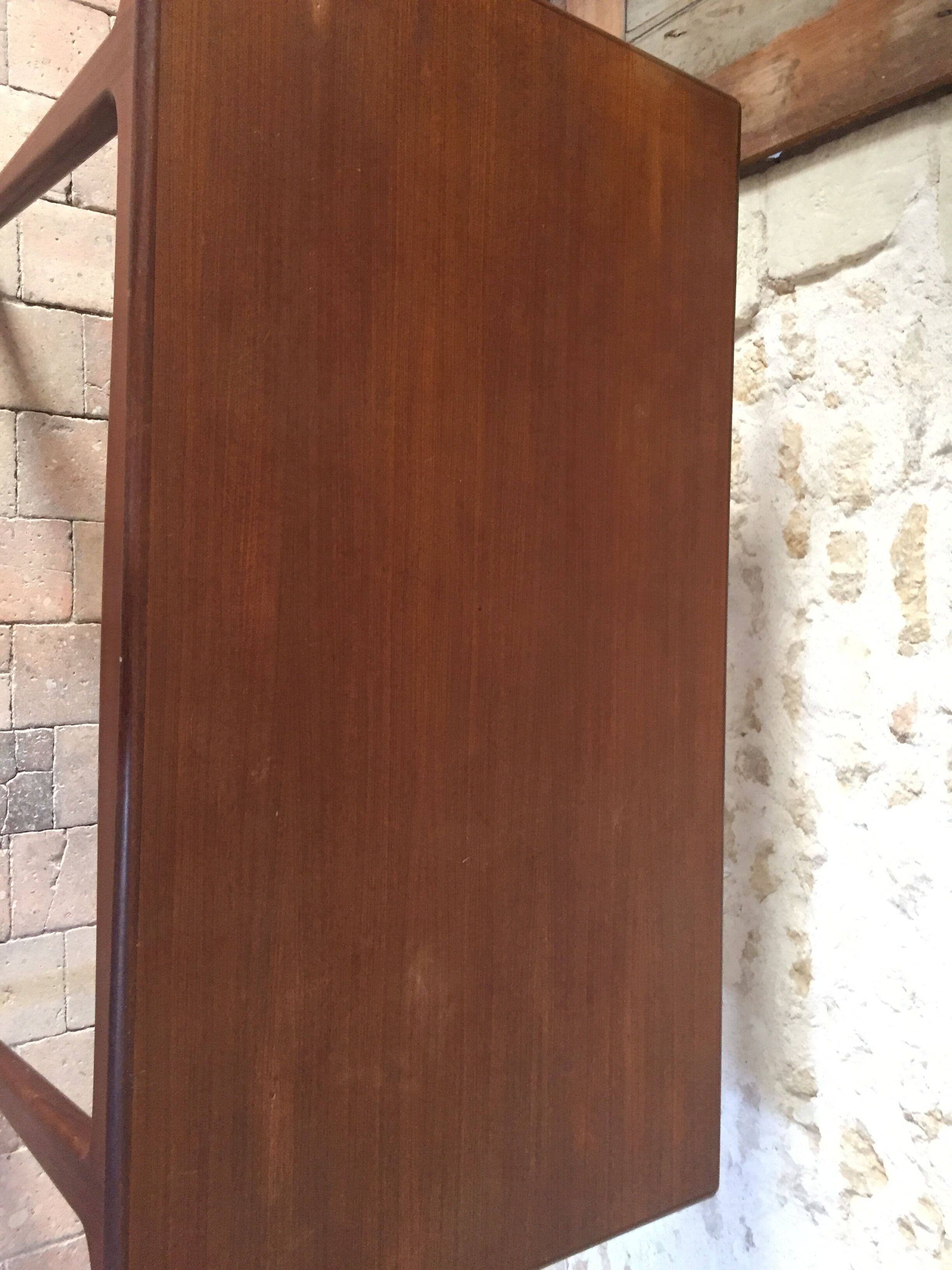 Table scandinave en teck