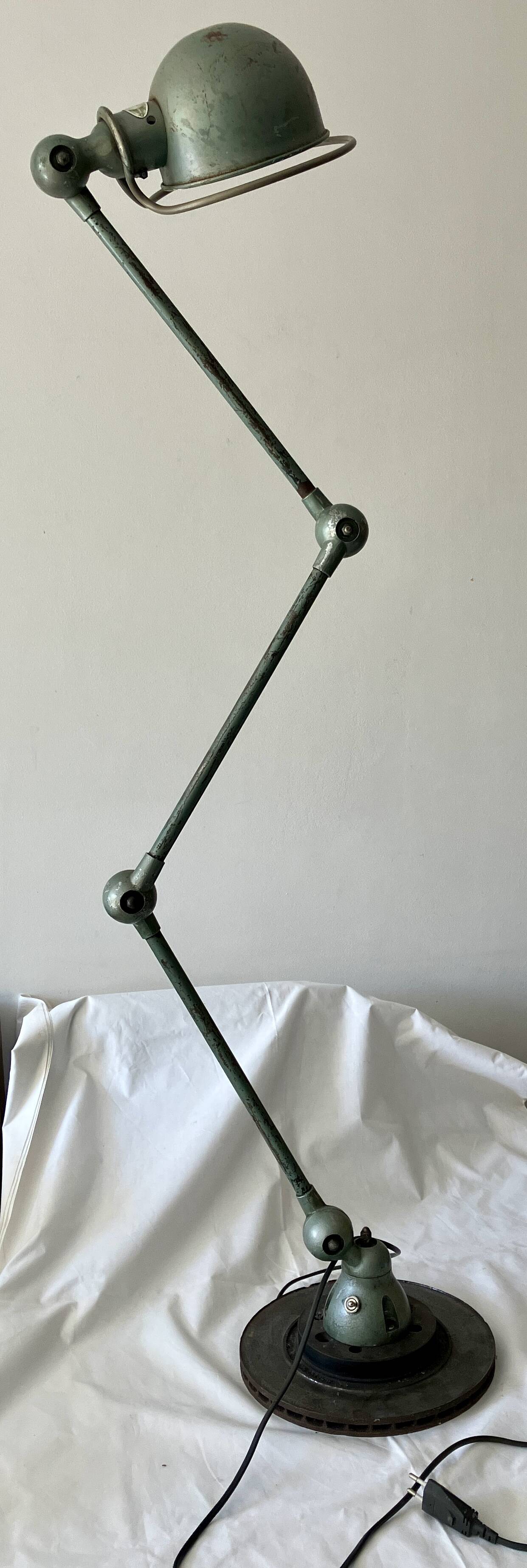 JIELDÉ lamp with 3 arms.