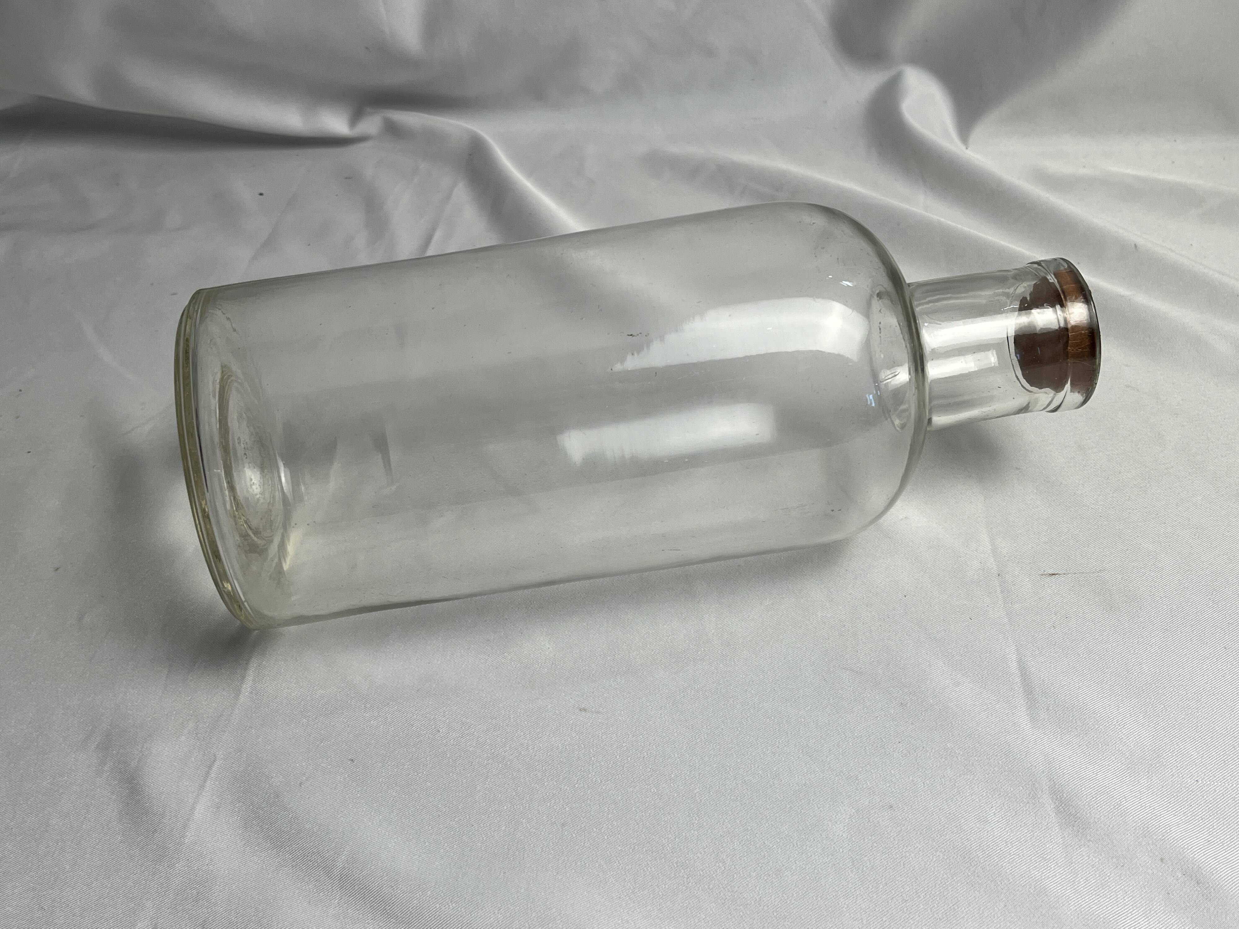 Old Bailly pharmacy laboratory bottle, early 20th century